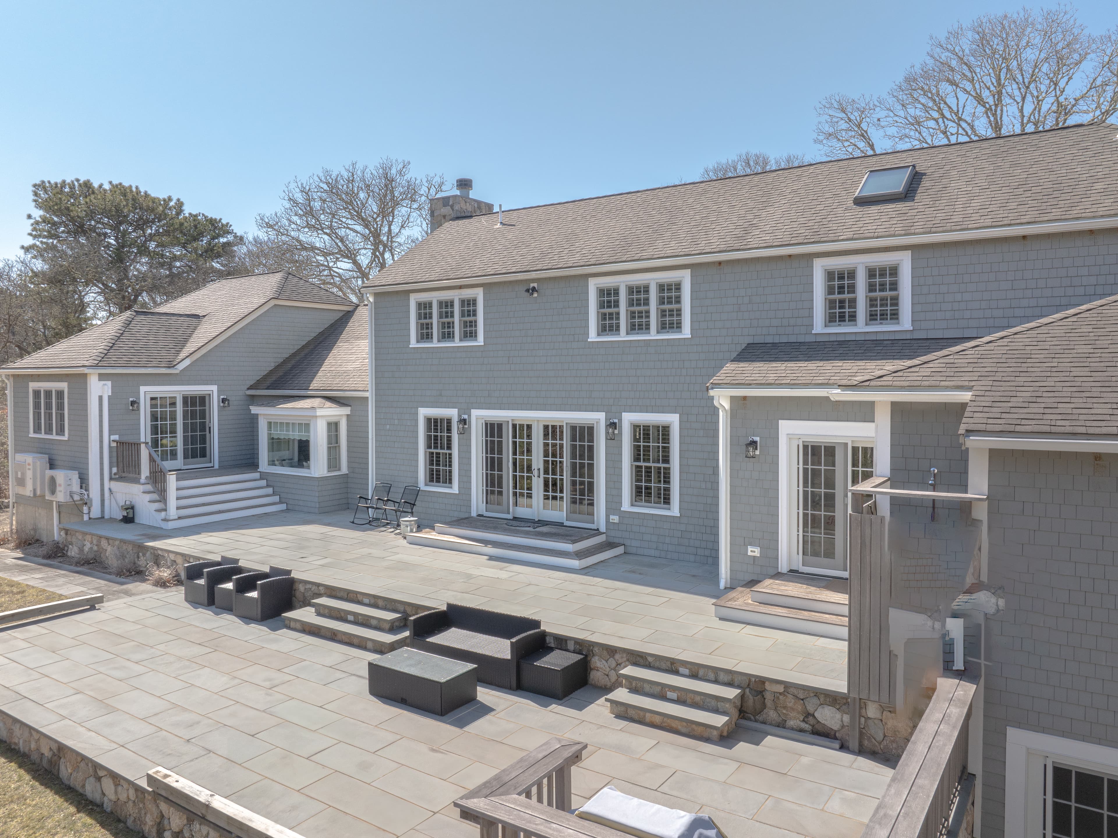 63 Bayes Hill Road