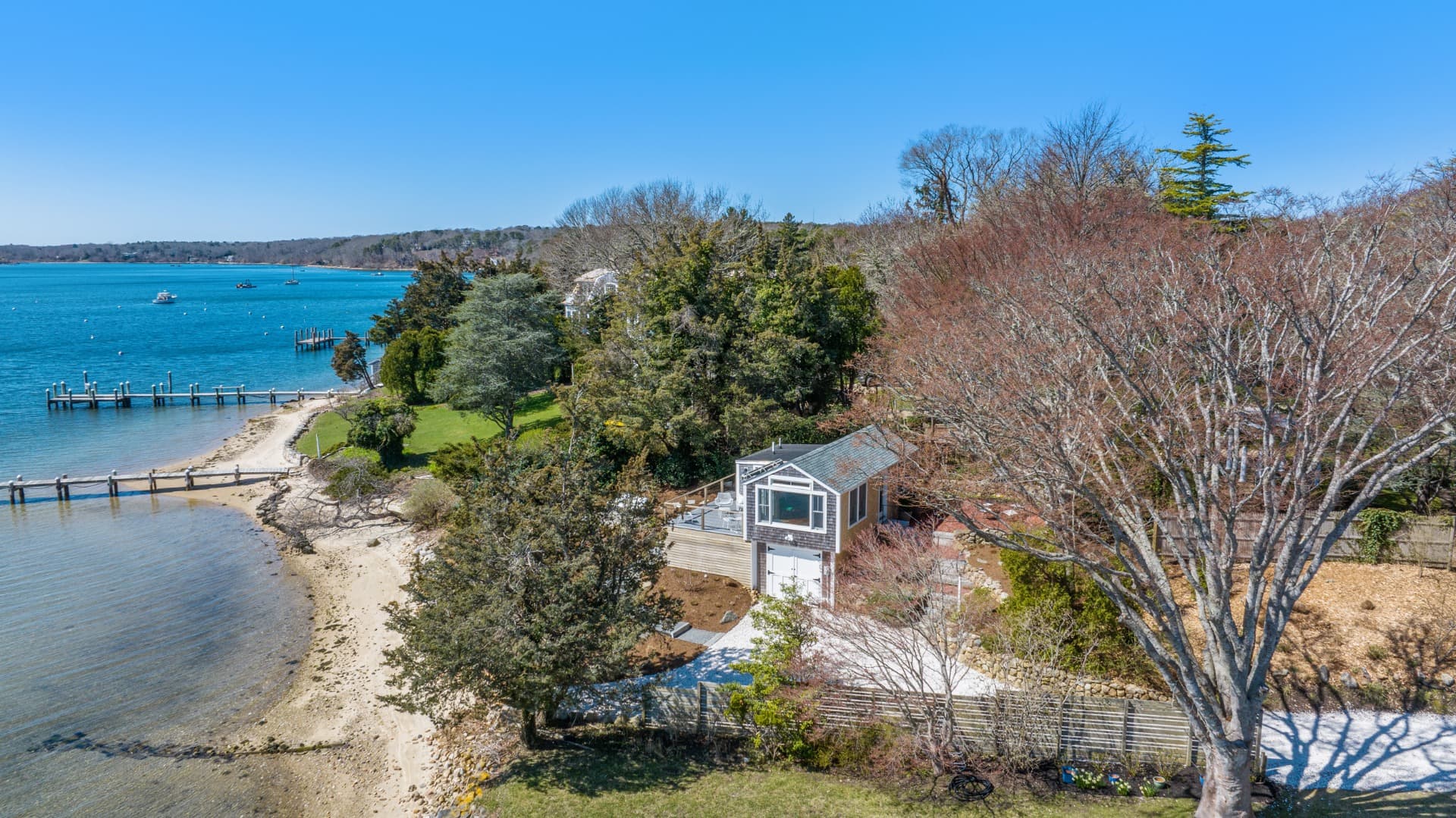 61 Hines Point Road