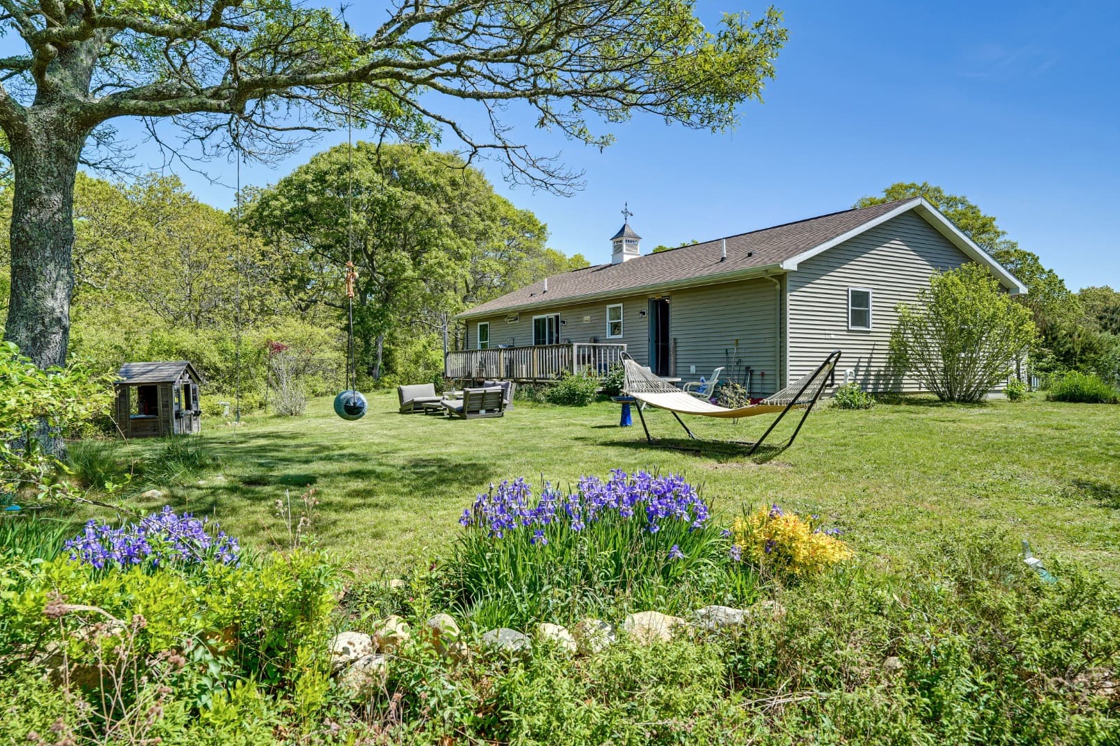 175 Great Plains Road