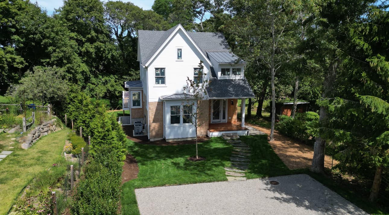 34 Davis Street