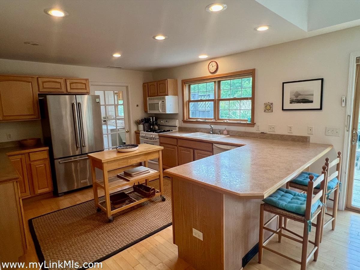 Residential Property Image/jpeg #3