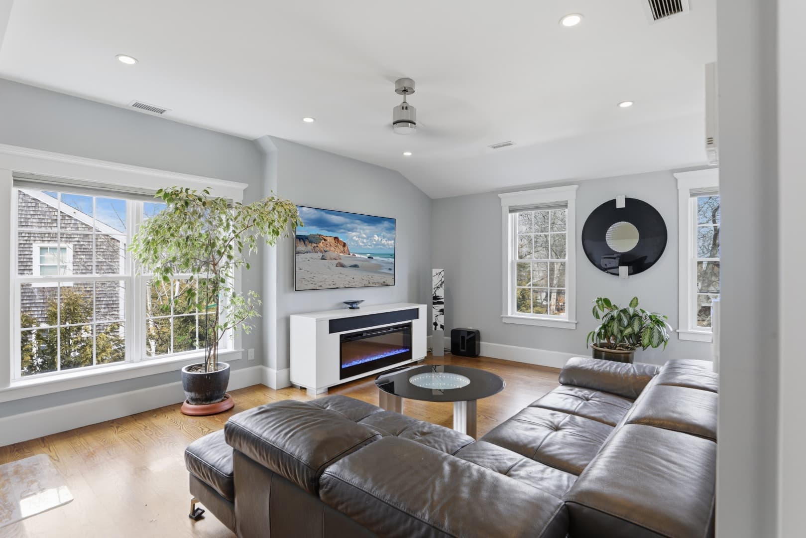 Residential Property Image/jpeg #5