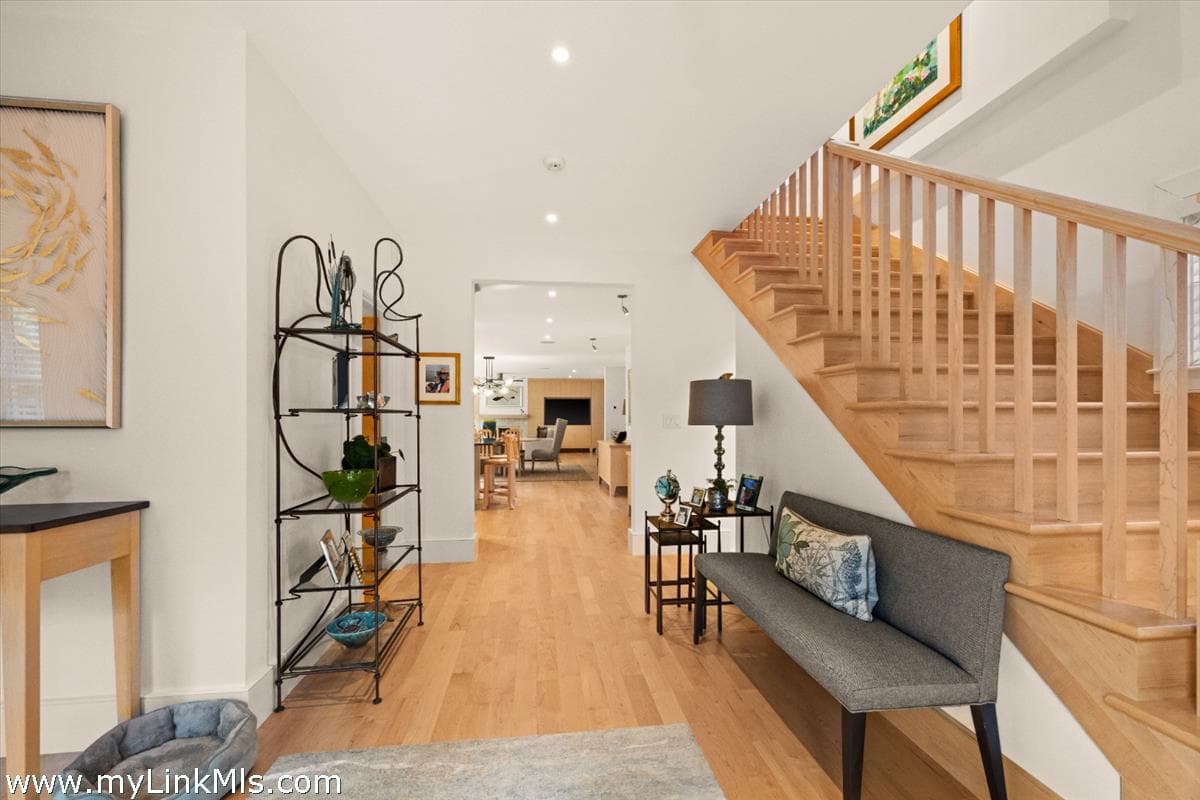 Residential Property Image/jpeg #5