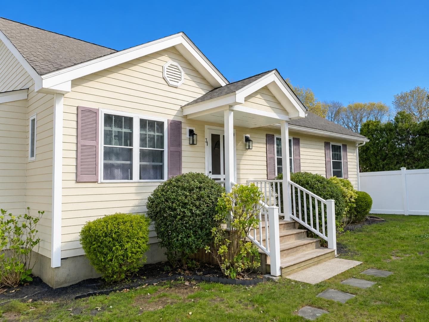 34 Tenth Street South