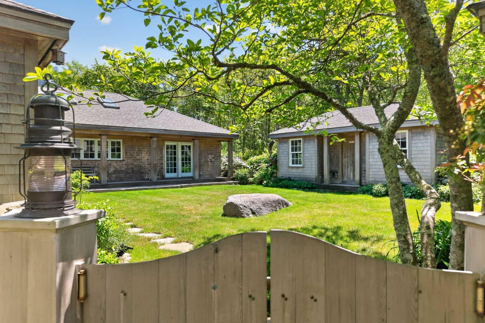 300 North Road/18 Belhaven Way