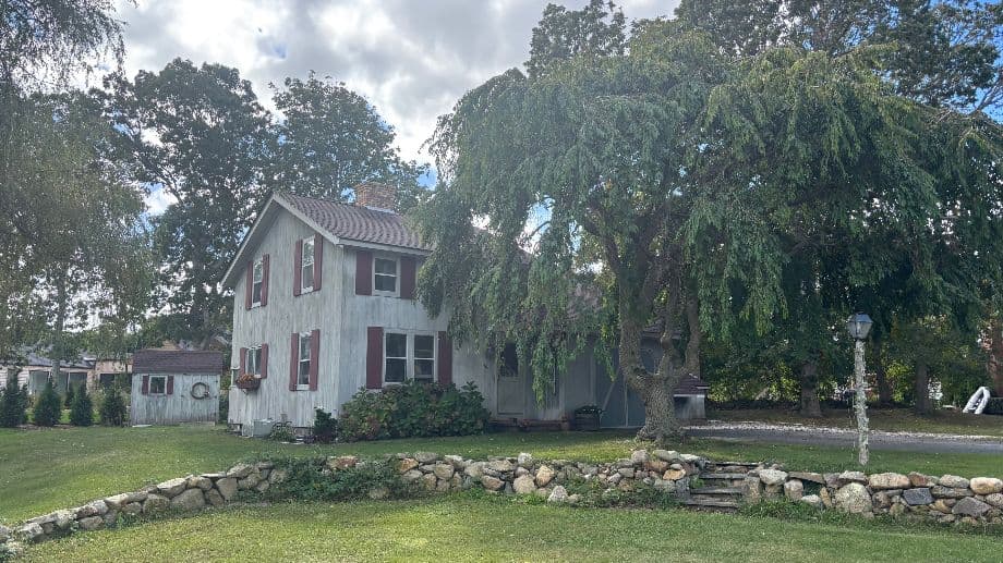 76 Norton Orchard Road